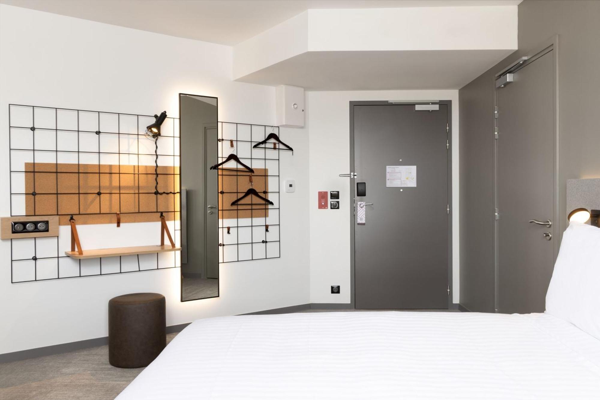Moxy Paris Clamart Bagian luar foto